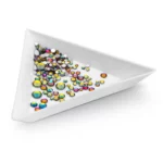 zircone-tacka-trojkatna-na-cyrkonie-i-ozdoby-biala