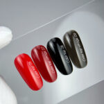 NAILSOFTHEDAY-Color-Top-09-witrazowy-czarny-top-hybrydowy-bez-lepkiej-warstwy-10-ml_[4067]_1200