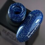 NAILSOFTHENIGHT-Blue-Lagoon-granatowy-odblaskowy-lakier-hybrydowy-10-ml_[2445]_1200
