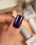 NAILSOFTHEDAY-Amethyst-gleboki-sliwkowy-lakier-hybrydowy-z-chlodnym-odcieniem-10-ml_[5902]_1200
